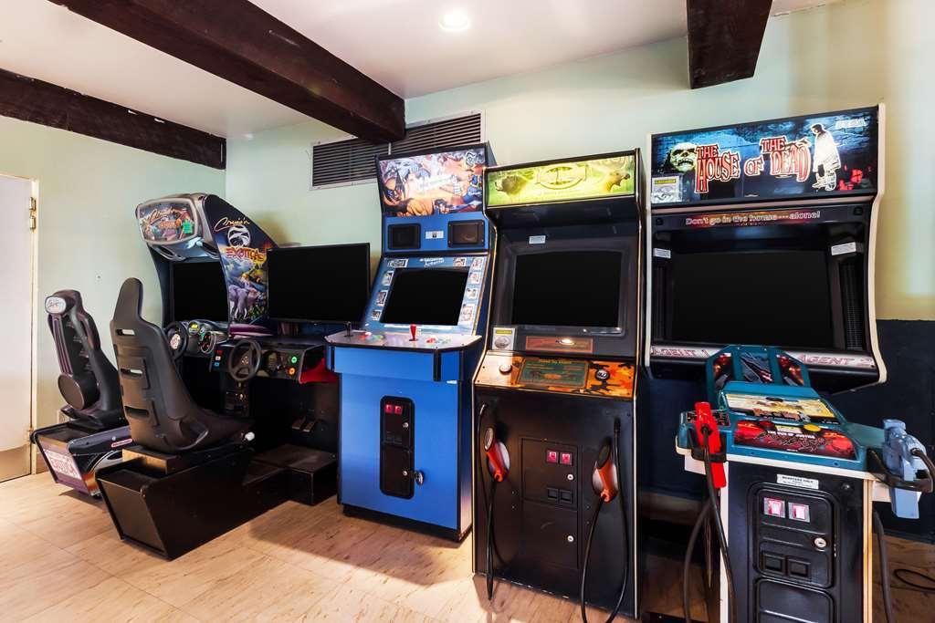 Quality Inn & Suites Conference Center Winter Haven Amenities photo